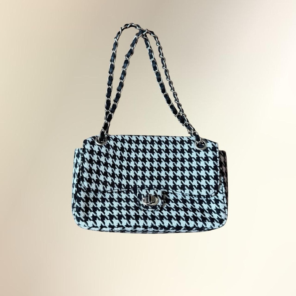 Chateau Black & White Houndstooth Shoulder Bag with Chain Strap